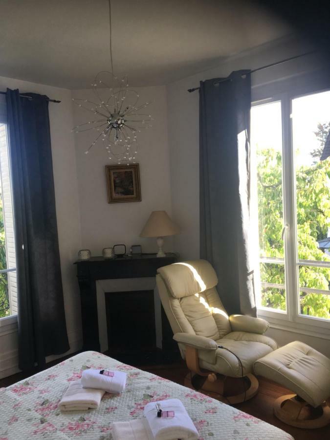 Maison En Pierre De Taille Le Raincy ภายนอก รูปภาพ
